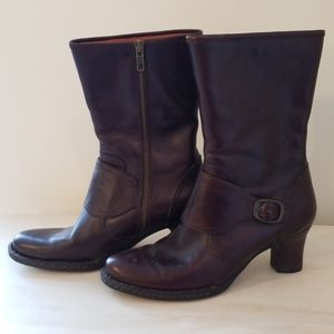 Born Hand crafted Dark Leather Boots sz 8